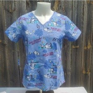 Peanuts by Schultz Scrub Top Size XS Snoopy Woodstock Give It Your Best Shot